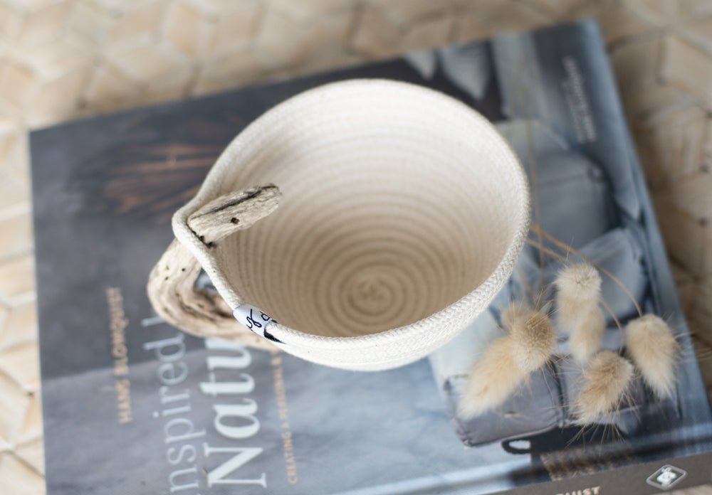 Tea-cup basket with driftwood handle