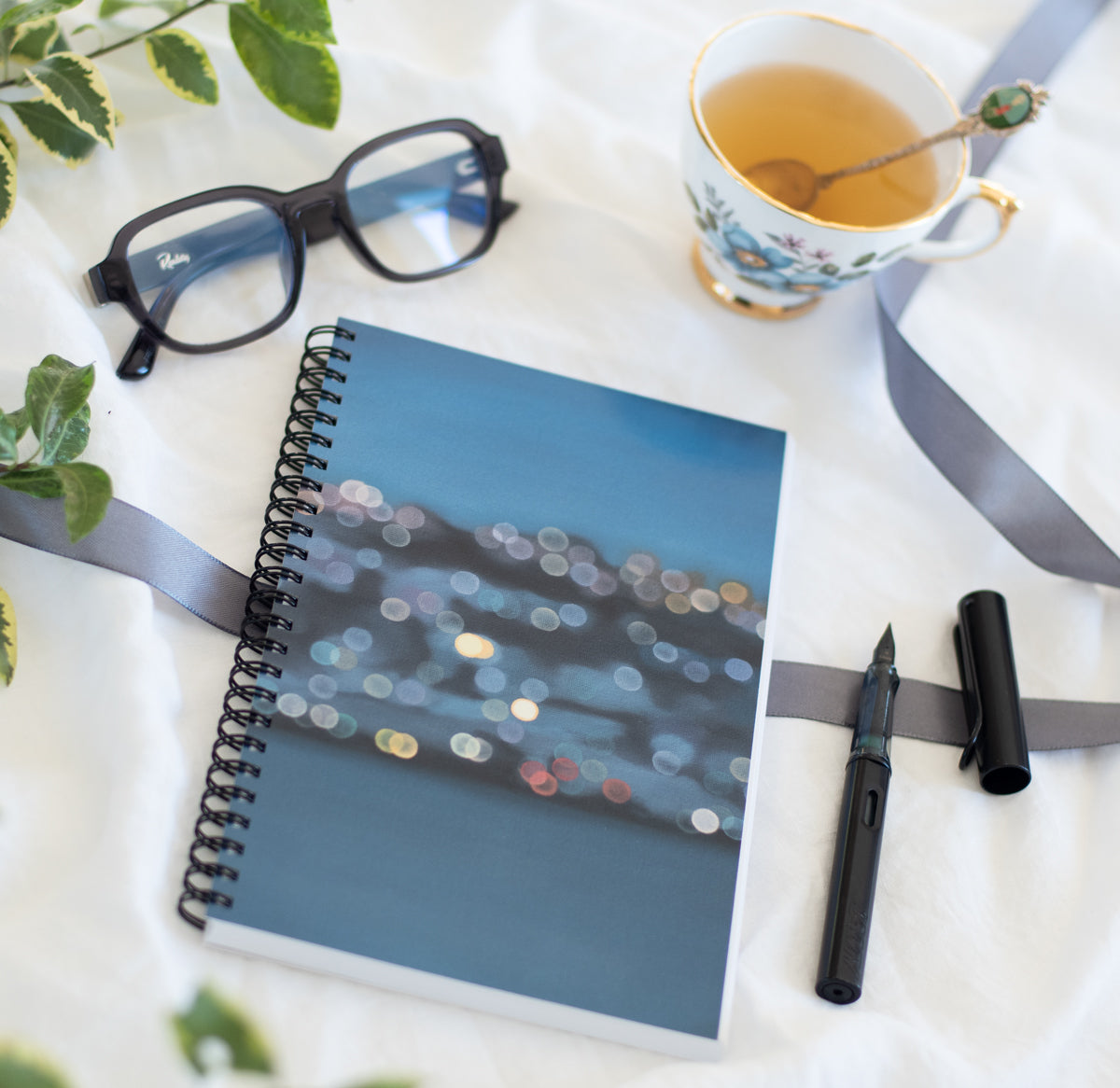 City lights notebook: A5, unlined pages
